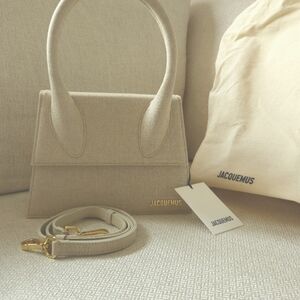 AUTHENTIC BRAND-NEW JAQUEMUS le grand chiquito linen